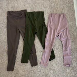 Maternity Leggings (size small)